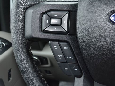 Used 2016 Ford F150 XLT w/ Equipment Group 301A Mid image 17