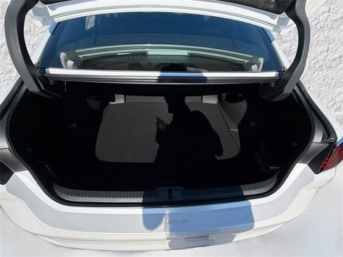 New 2025 Lexus ES 350 Ultra Luxury image 12