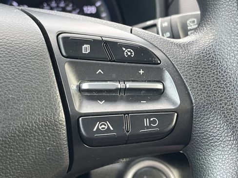 Used 2023 Hyundai Kona SEL image 32