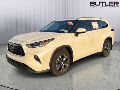Certified 2021 Toyota Highlander XLE