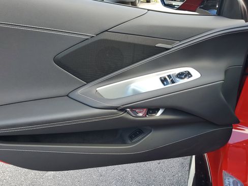 Used 2025 Chevrolet Corvette Z06 image 26