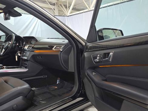 Used 2016 Mercedes-Benz E 350 4MATIC Sedan image 10