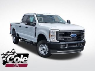 New 2026 Ford F250 XL w/ FX4 Off-Road Package 360° Tour