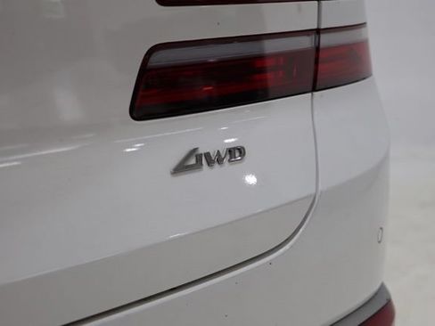 Used 2026 Genesis GV80 2.5T Advanced AWD/4WD image 13