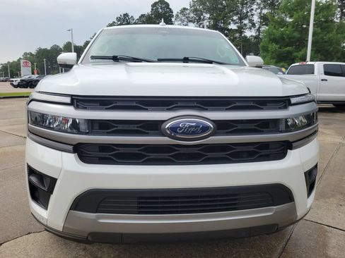 Used 2023 Ford Expedition XLT RWD image 7