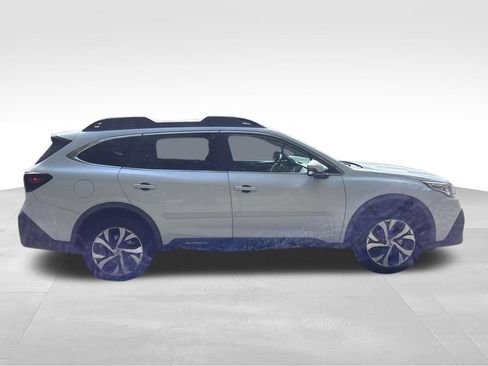 Used 2020 Subaru Outback Limited w/ Popular Package #2 AWD/4WD image 5