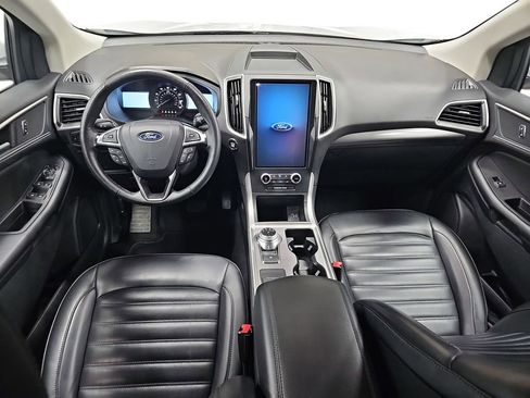 Used 2024 Ford Edge SEL image 9