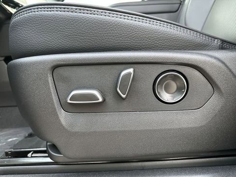 New 2025 GMC Sierra 1500 Denali w/ Denali Reserve Package image 16