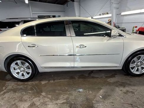 Used 2011 Buick LaCrosse CXL w/ Driver Confidence Package FWD image 6