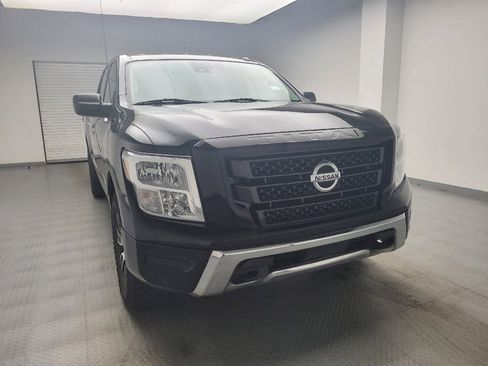 Used 2021 Nissan Titan SV w/ SV Convenience Package AWD/4WD image 14