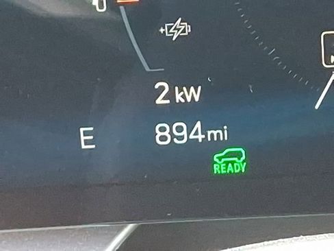 Used 2025 Cadillac Lyriq Sport image 25