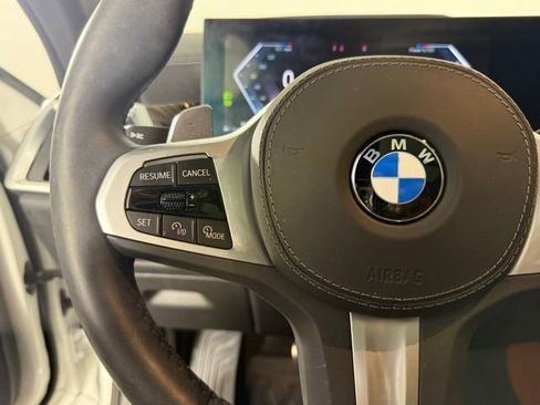 Used 2025 BMW X6 xDrive40i AWD/4WD image 16