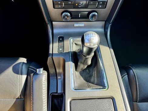 Used 2013 Ford Mustang Premium image 15