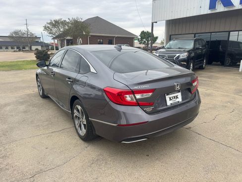 Used 2019 Honda Accord EX image 3
