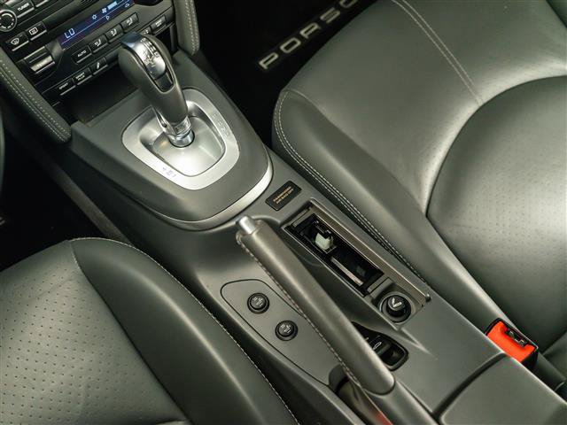 Used 2011 Porsche 911 Turbo AWD/4WD image 27