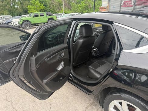 Used 2019 Chevrolet Impala LT image 12