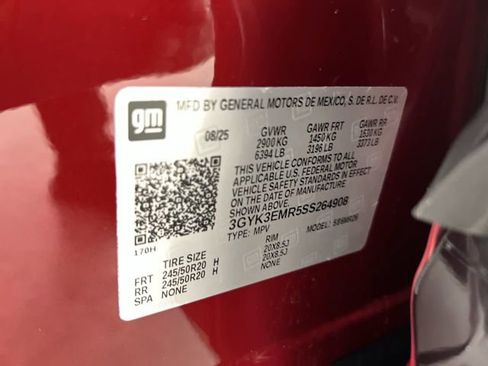 Used 2025 Cadillac Optiq Sport 1 AWD/4WD image 34