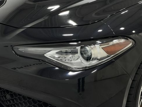 Used 2022 Alfa Romeo Giulia Ti AWD/4WD image 33