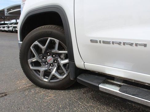 Used 2023 GMC Sierra 1500 SLT image 13