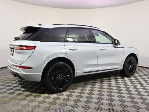 New 2026 Lincoln Corsair Reserve w/ Jet Appearance Package AWD/4WD image 7