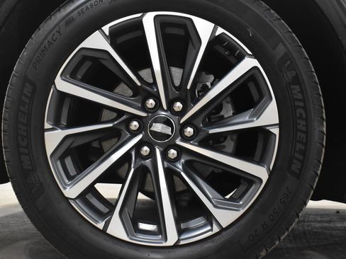 Certified 2024 Cadillac Lyriq Sport RWD image 30