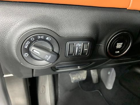 Used 2021 Maserati Ghibli RWD image 27