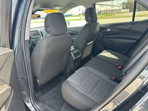 Used 2023 Chevrolet Equinox LT FWD image 18