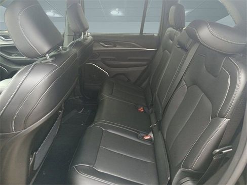 New 2024 Jeep Grand Cherokee Limited 4xe image 12