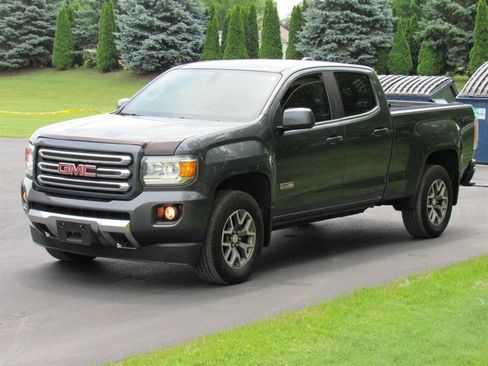 Used 2015 GMC Canyon SLE w/ All-Terrain Package AWD/4WD image 3