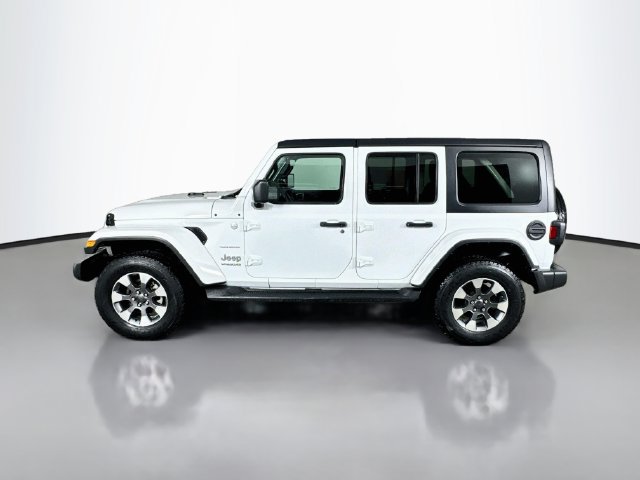 Used 2022 Jeep Wrangler Unlimited Sahara w/ Cold Weather Group AWD/4WD image 11