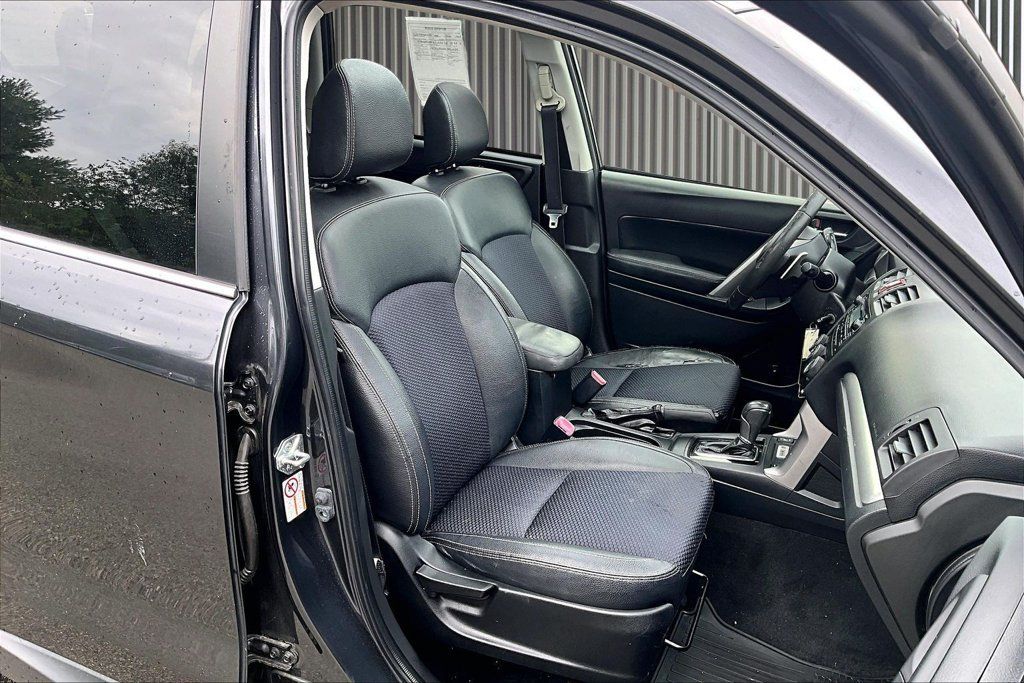 Used 2015 Subaru Forester 2.0XT Premium AWD/4WD image 7