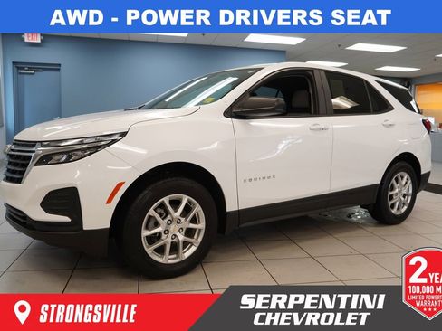 Used 2023 Chevrolet Equinox LS w/ LS Convenience Package image 1