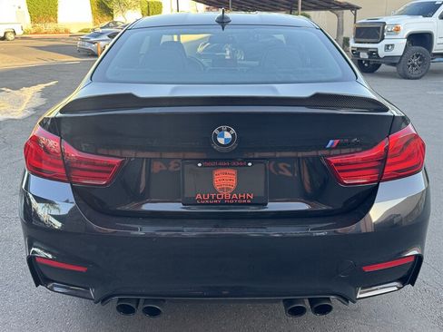 Used 2018 BMW M4 Coupe w/ Competition Package RWD image 15