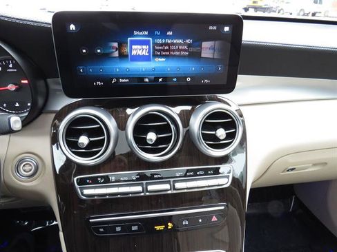 Certified 2022 Mercedes-Benz GLC 300 GLC 300 4MATIC image 14