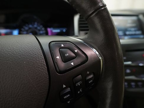 Used 2015 Lincoln MKS AWD w/ Equipment Group 101A image 18