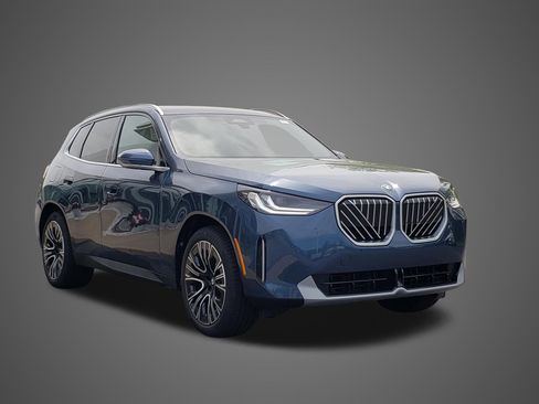 New 2026 BMW X3 xDrive30i w/ Convenience Package AWD/4WD image 3