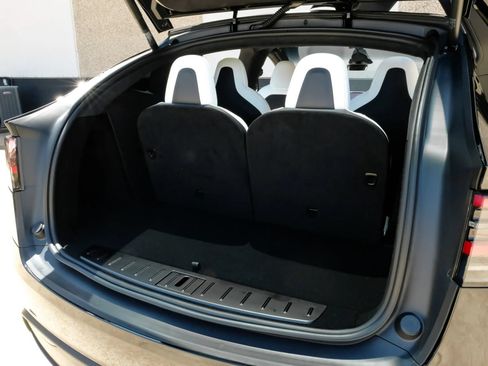 Used 2026 Tesla Model X Plaid AWD/4WD image 56