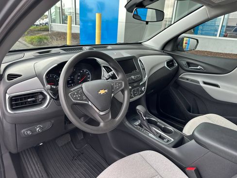 Used 2024 Chevrolet Equinox LS FWD image 18
