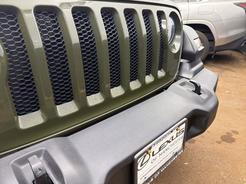 Used 2021 Jeep Wrangler Unlimited Sport image 31