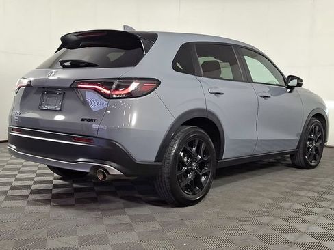 Used 2024 Honda HR-V Sport image 9