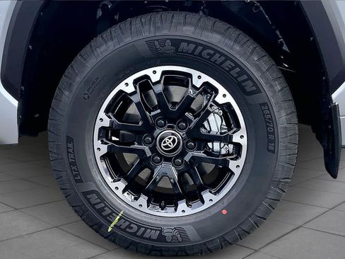 New 2026 Toyota Tundra SR5 AWD/4WD image 11