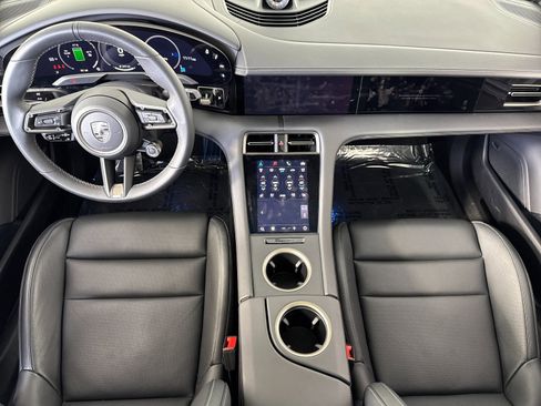 Used 2025 Porsche Taycan Turbo image 5