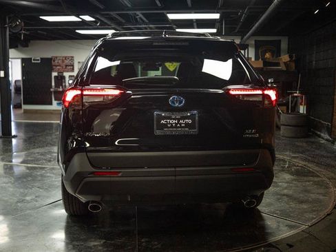 Used 2024 Toyota RAV4 XLE Premium w/ Weather Package AWD/4WD image 6