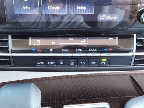 Certified 2022 Toyota Sienna LE image 16