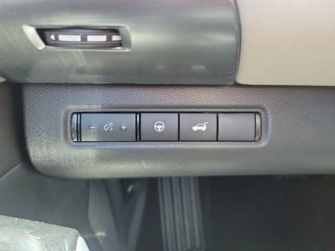 New 2026 Nissan Pathfinder SL AWD/4WD image 22