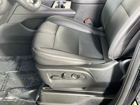 Used 2024 Chevrolet Tahoe RST w/ Luxury Package image 19