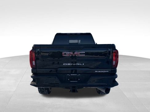 Used 2022 GMC Sierra 2500 Denali w/ Denali Black Diamond Edition image 20