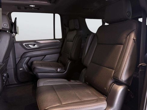 Used 2021 Chevrolet Suburban High Country AWD/4WD image 34