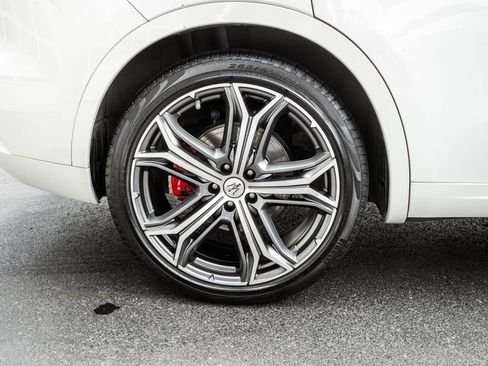 Used 2023 Maserati Levante GT AWD/4WD image 31