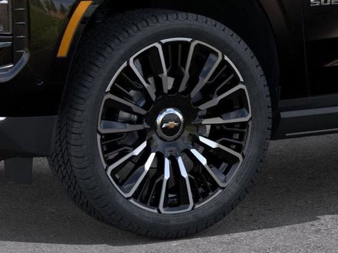 New 2026 Chevrolet Suburban High Country image 9